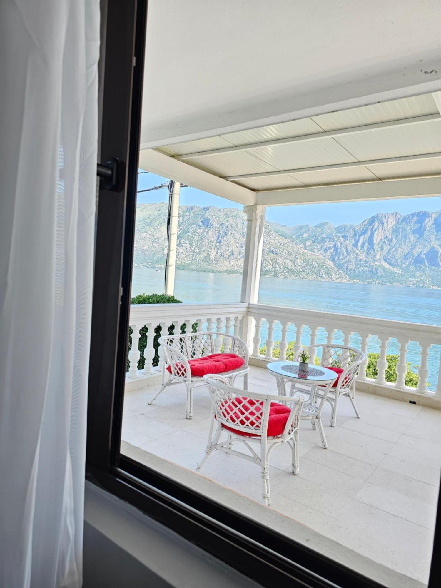 Apartments Popovic Kotor Rom bilde