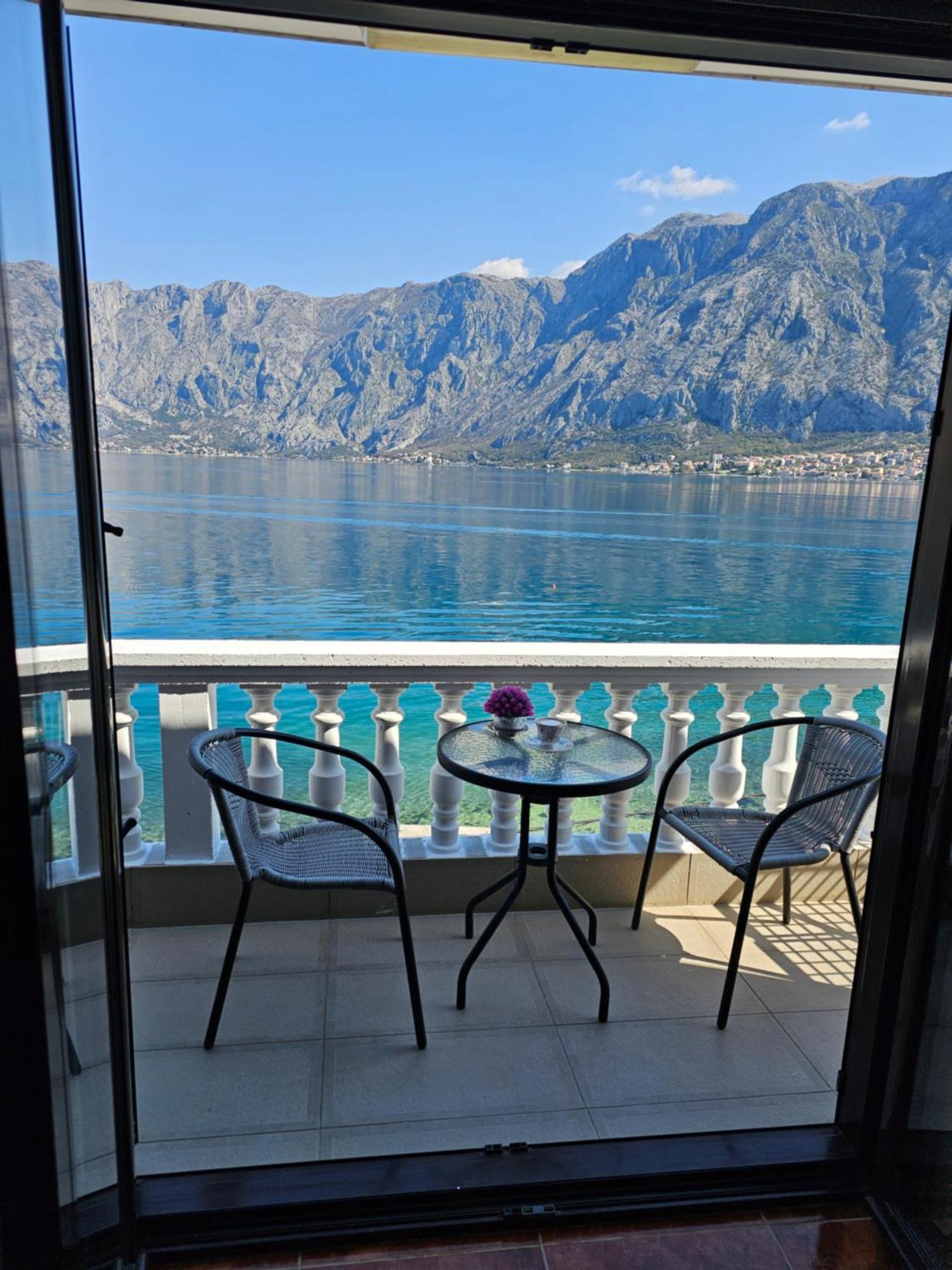 Apartments Popovic Kotor Rom bilde