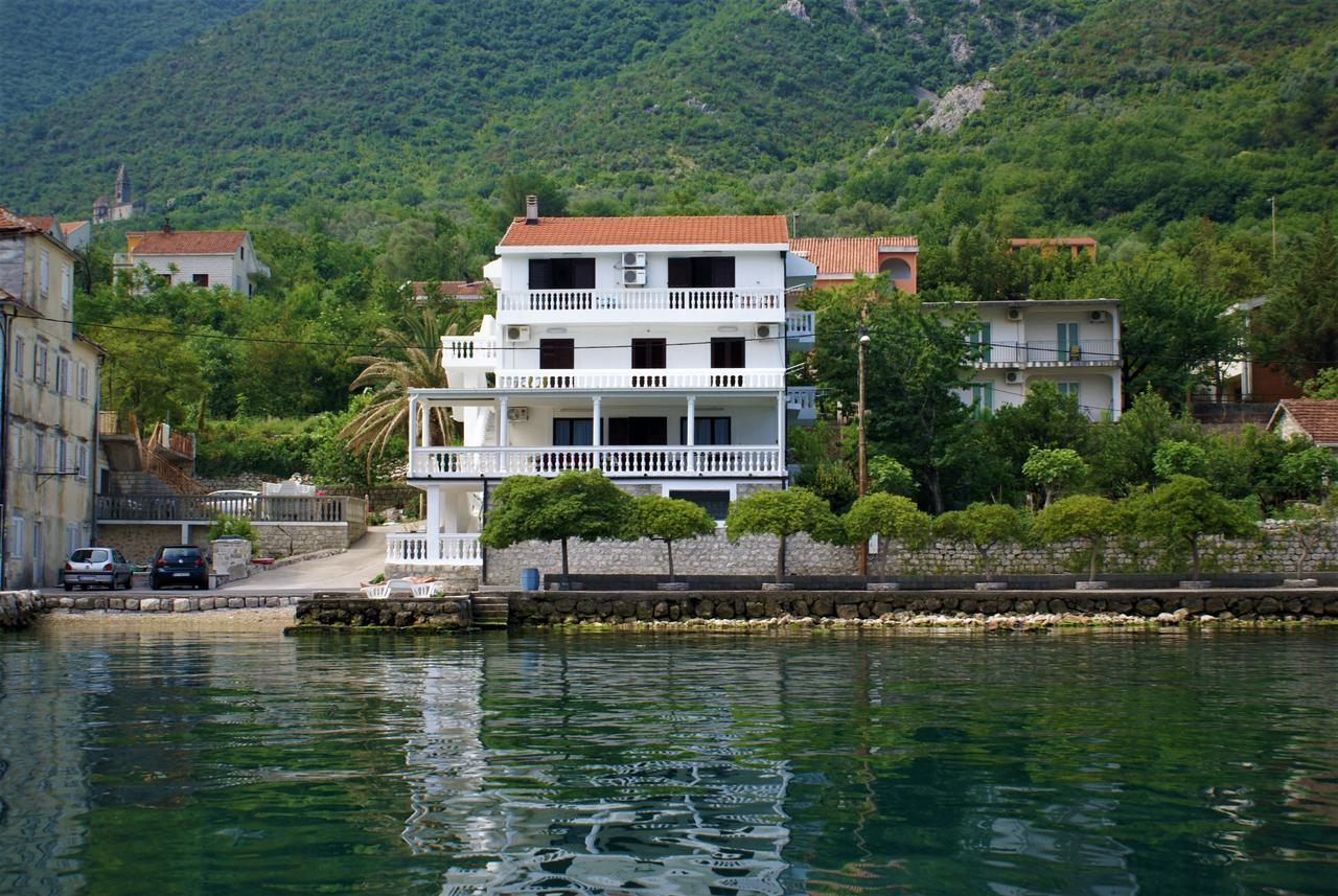 Apartments Popovic Kotor Eksteriør bilde