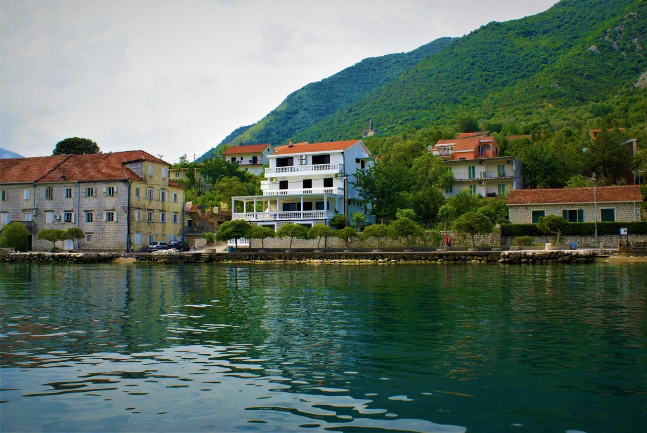 Apartments Popovic Kotor Eksteriør bilde